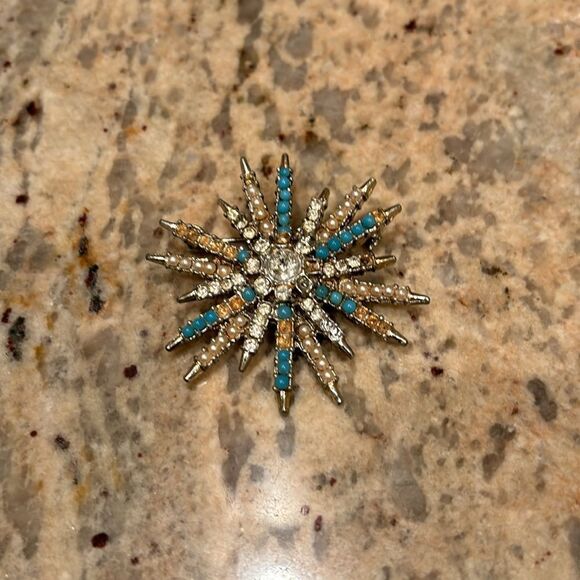 Gorgeous woman's pendant - Picture 2 of 6